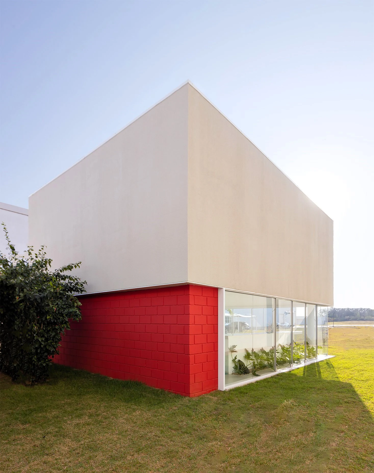 Planos, cor e estrutura — Denso Casual Food