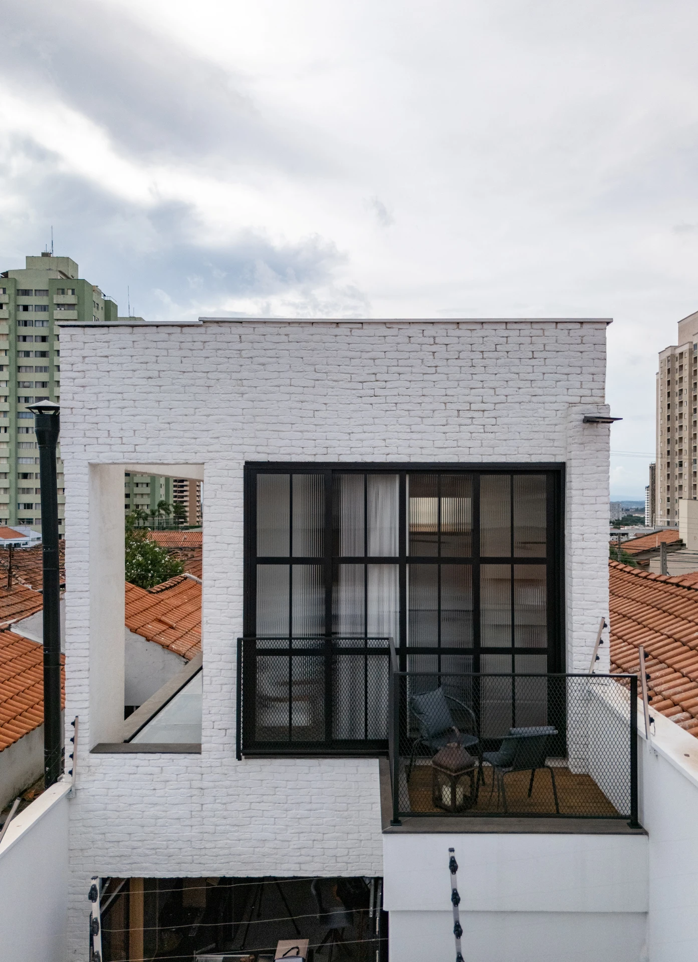 Aberturas e relação com o exterior — Casa Vila 499